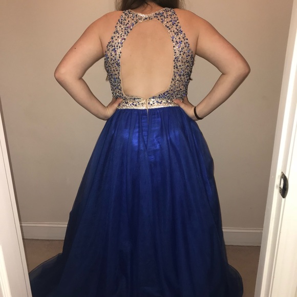 Prom Dress - Picture 2 of 3